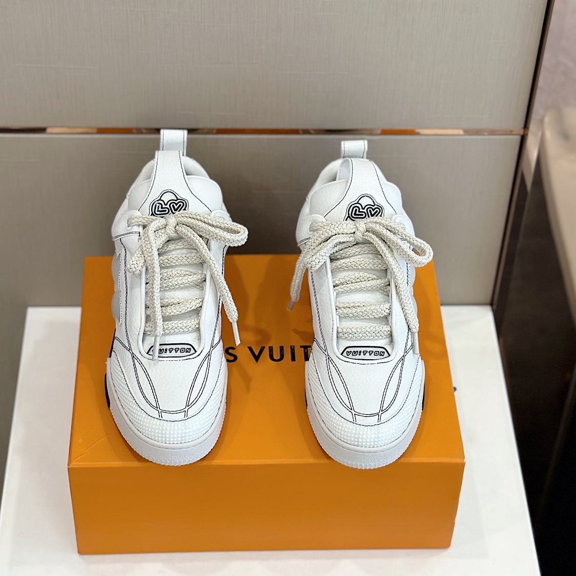 GIÀY LOUIS VUITTON SKATE MONOGRAM SNEAKERS SHOES AAA
