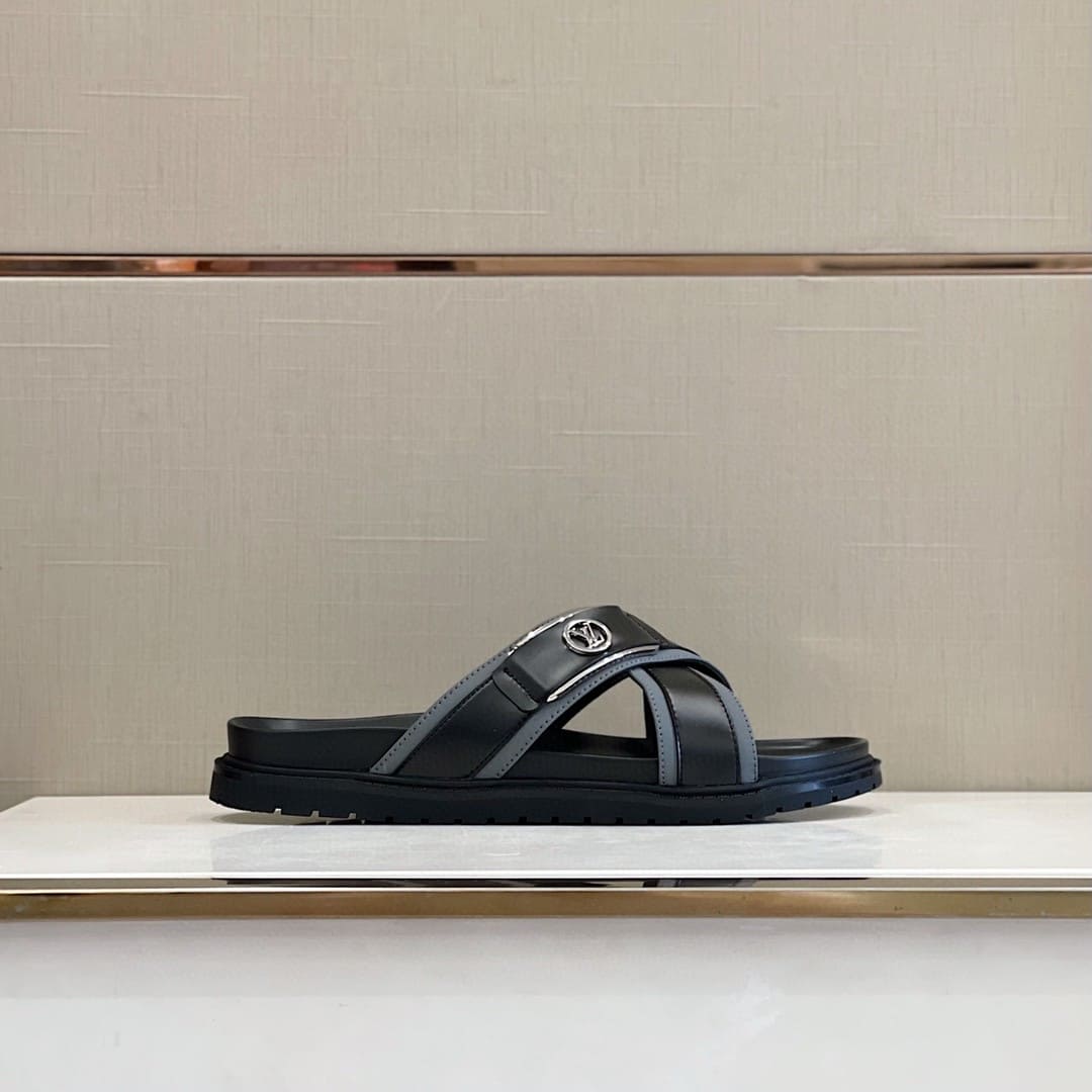 DÉP LOUIS VUITTON TRIANGLE LOGO SANDAL AAA