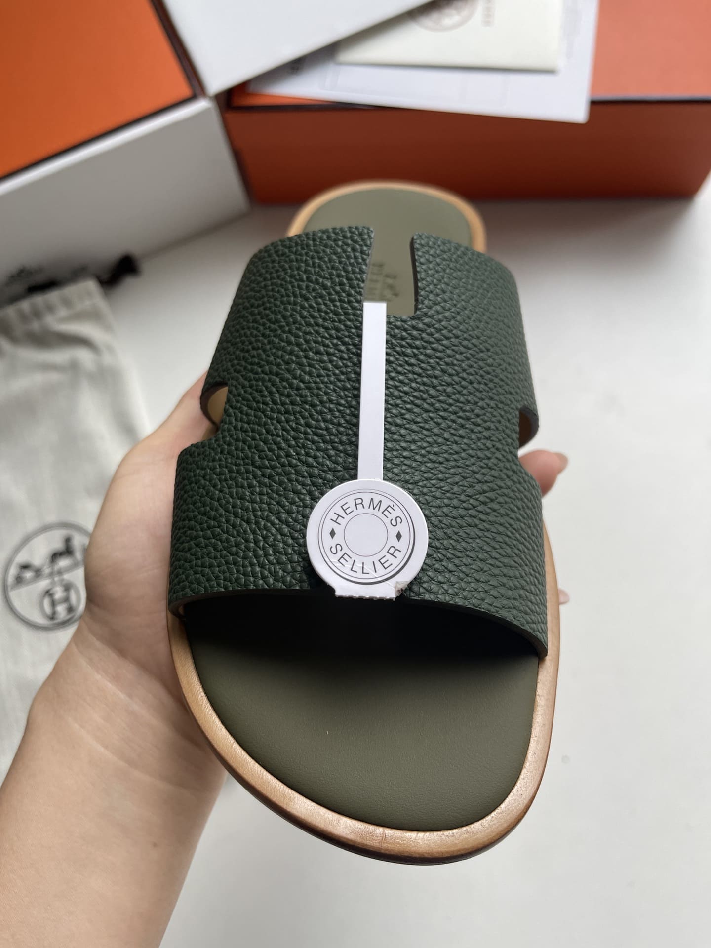 DÉP HERMES IZMIR OLIVE H SANDAL AAA