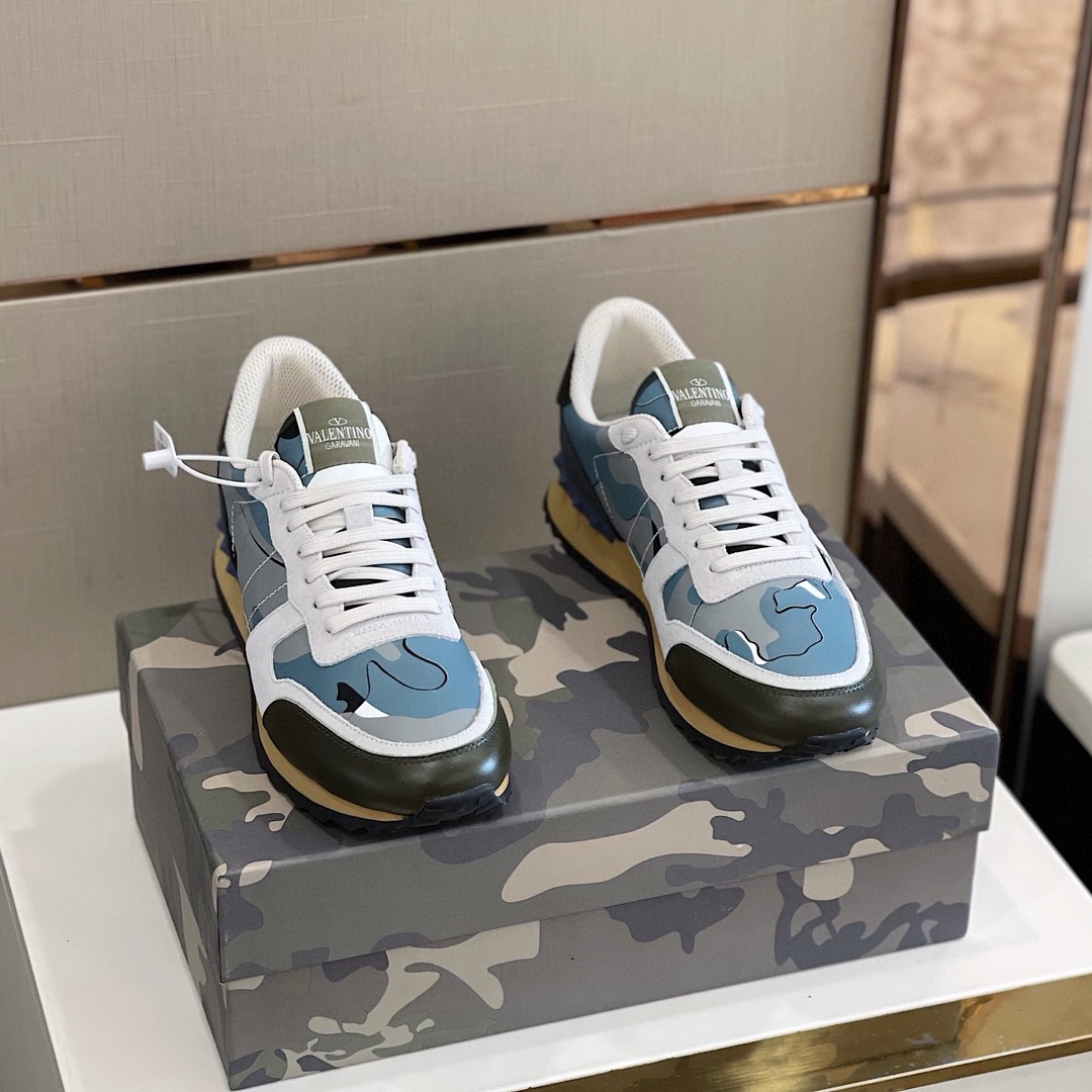 GIÀY VALENTINO STUDD LEATHER RUNNER SNEAKER SHOES AAA