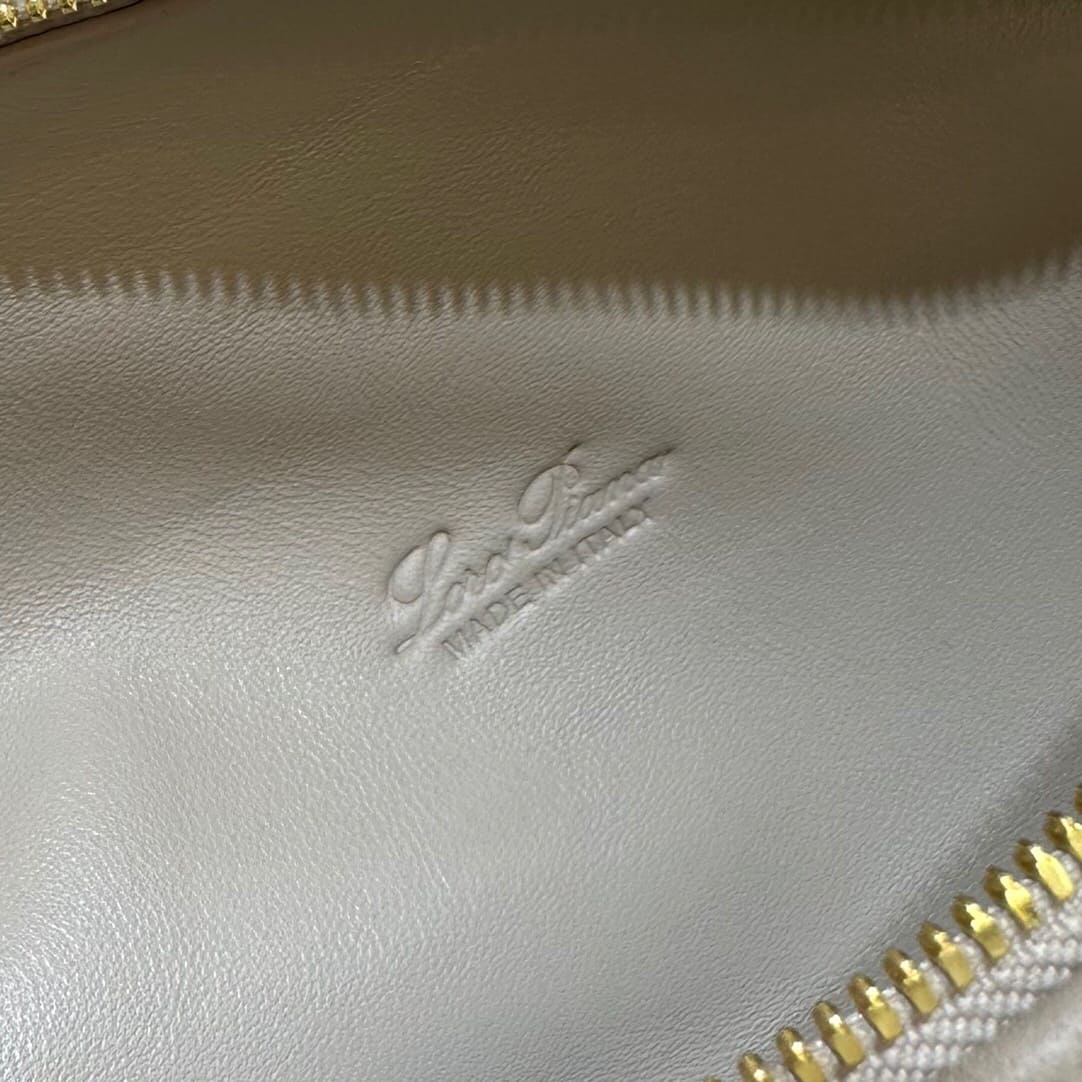 TÚI Loro Piana Women Extra Pocket L19 in Lamb Fur White lông cừu