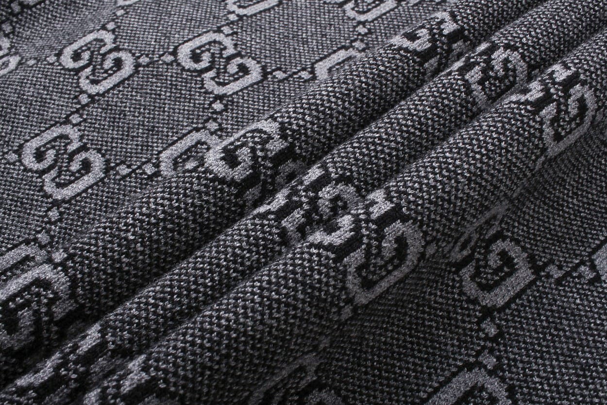 ÁO GUCCI Sweater Black and Grey Stretch Cashmere