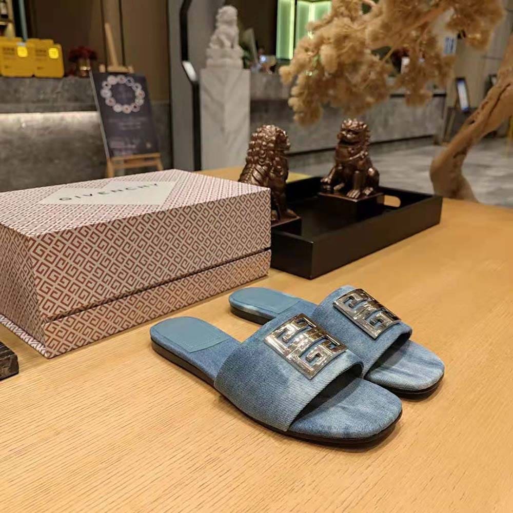 DÉP Givenchy Women 4G Mules in Washed Denim-Blue