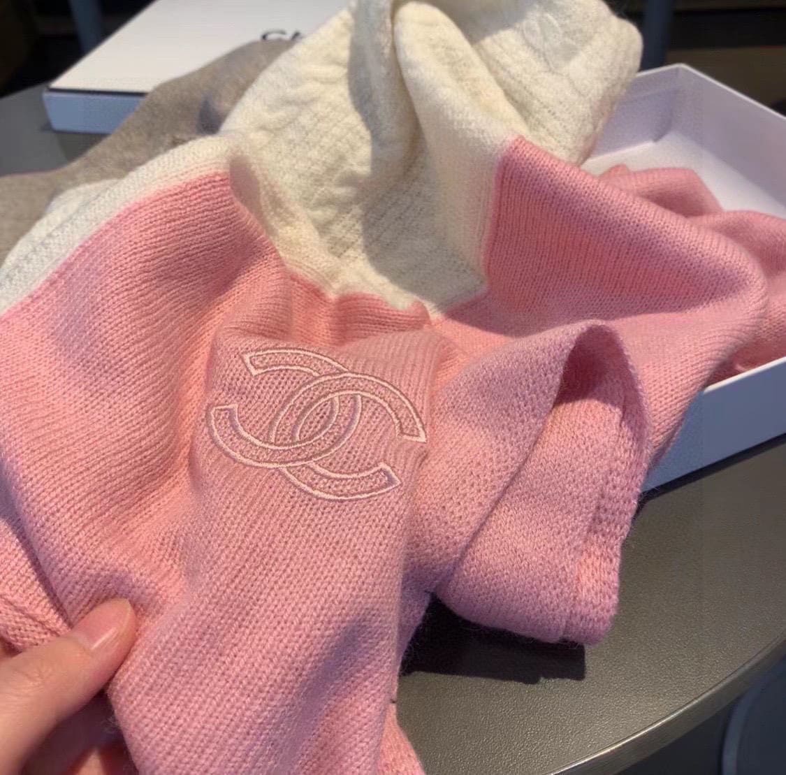 KHĂN CHANEL ORIGINAL CASHMERE scarf
