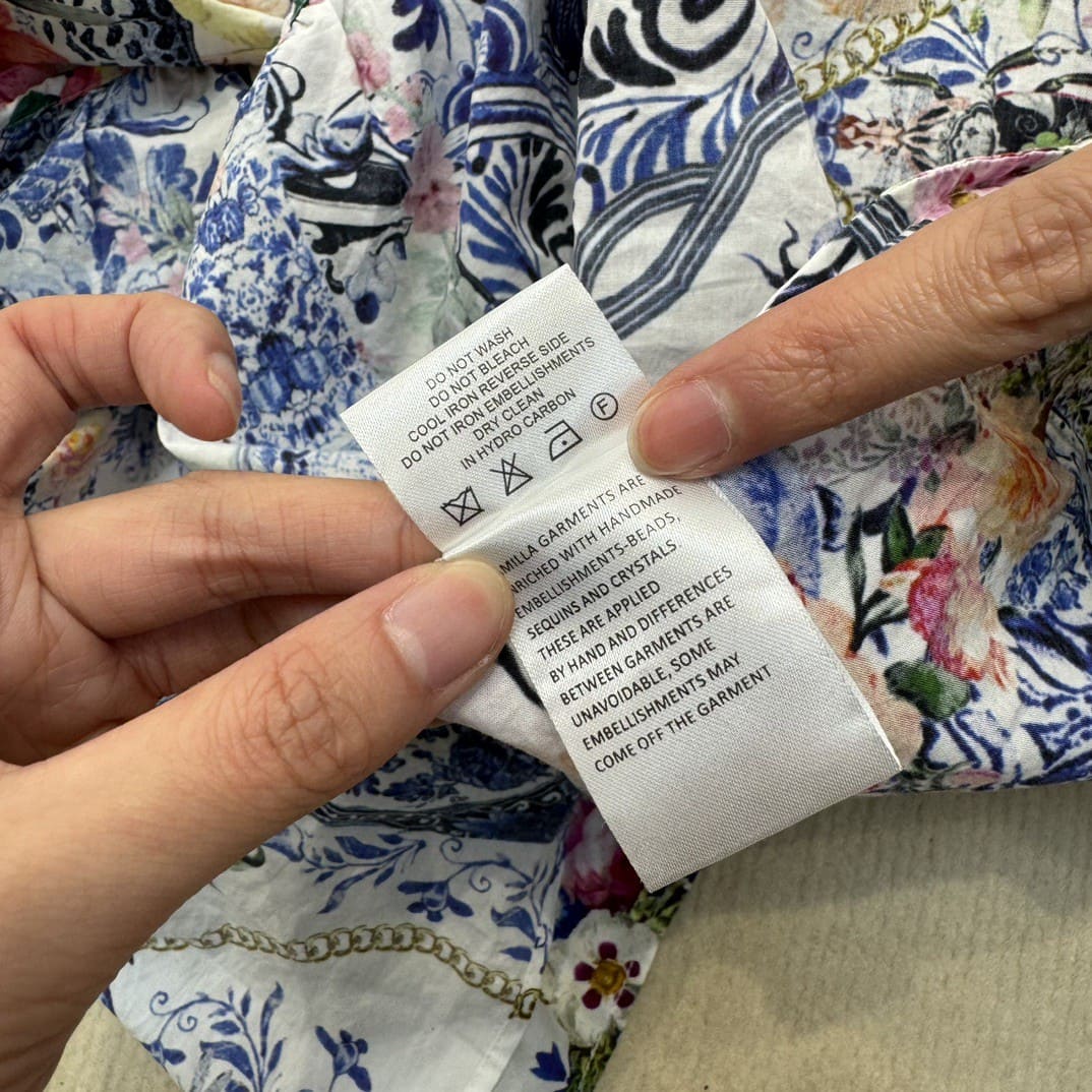 VÁY CAMILLA V NECK DIAMOND BUTTERFLY MID DRESS High Classy