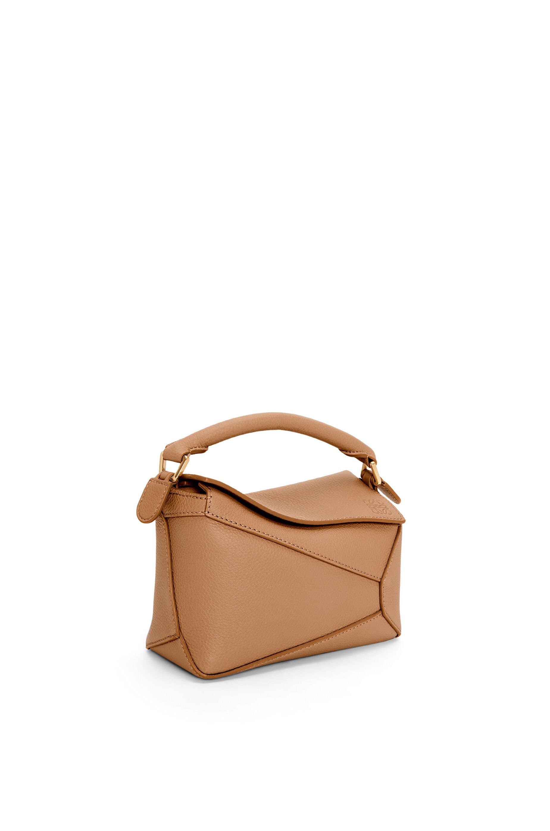 Túi LOEWE Mini Puzzle bag in soft grained calfskin brown