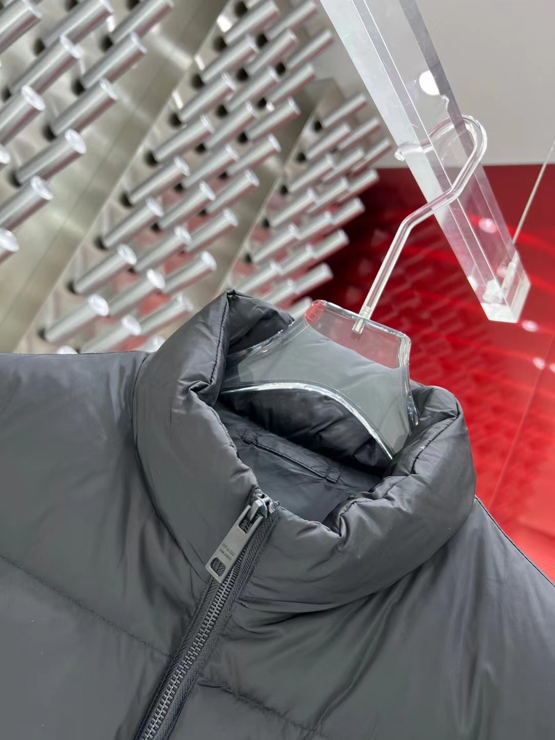 ÁO PRADA TRIANGLE LOGO DOWN JACKET