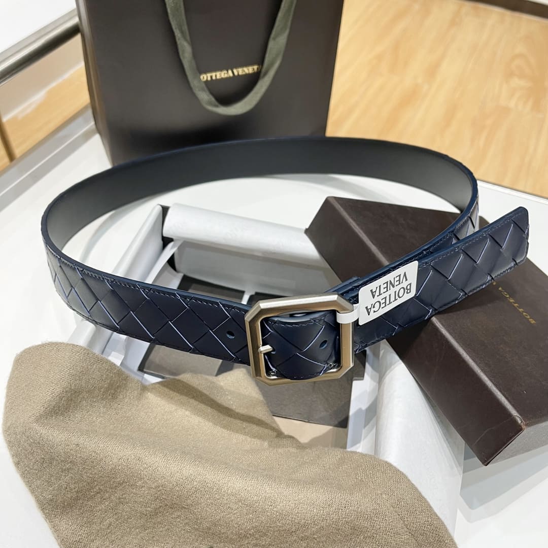DÂY LƯNG BOTTGA VENETA BLUE INTRECCIATO LEATHER Khóa bạc