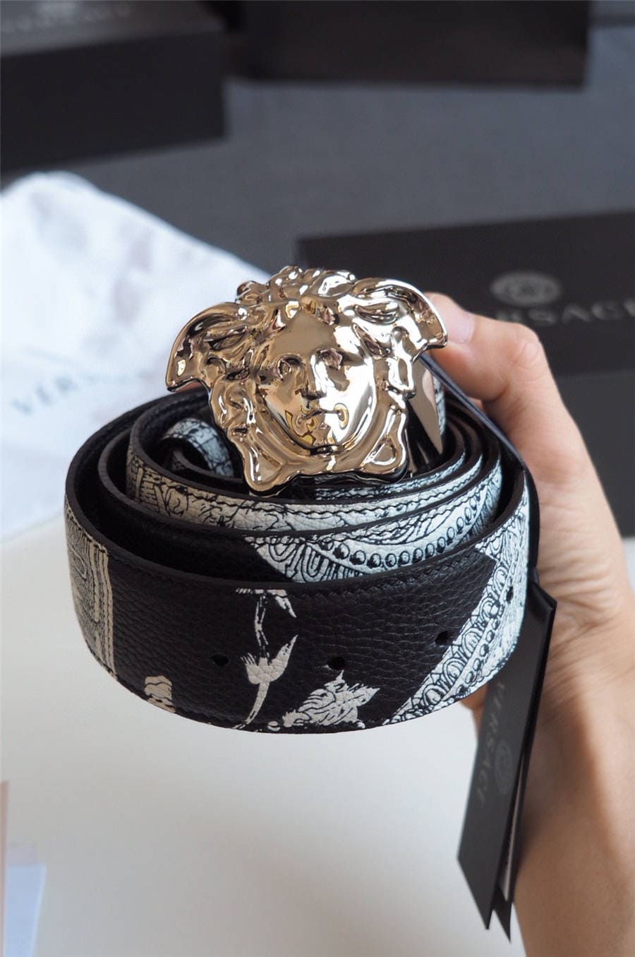 DÂY LƯNG VERSACE MEDUSA HEAD BAROQUE LEATHER Khóa đen