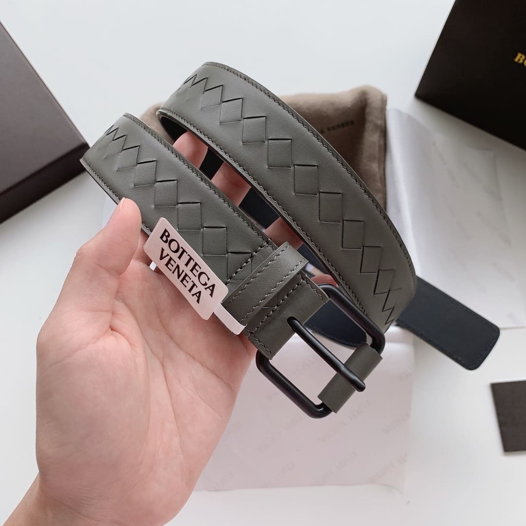 DÂY LƯNG BOTTGA VENETA GRAY INTRECCIATO LEATHER Khóa đen mờ
