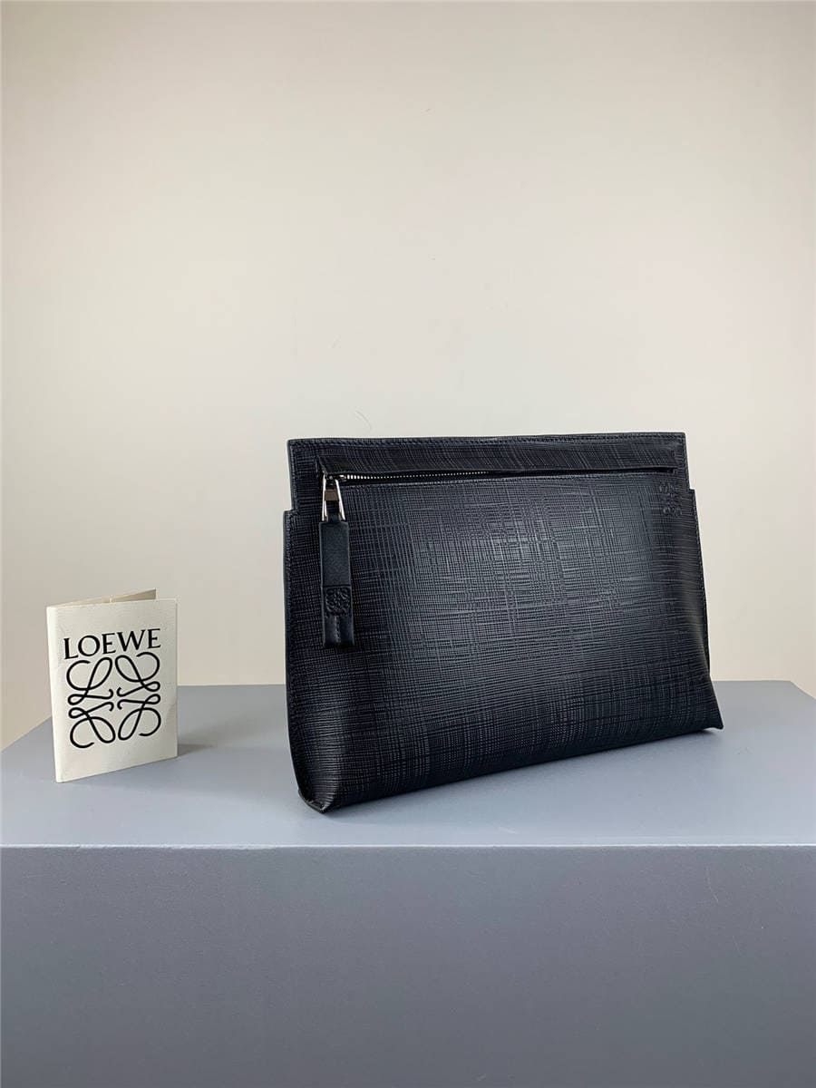 Túi LOEWE new embossed leather T pouch clutch Black