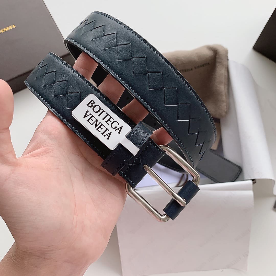 DÂY LƯNG BOTTGA VENETA BLUE INTRECCIATO LEATHER Khóa bạc