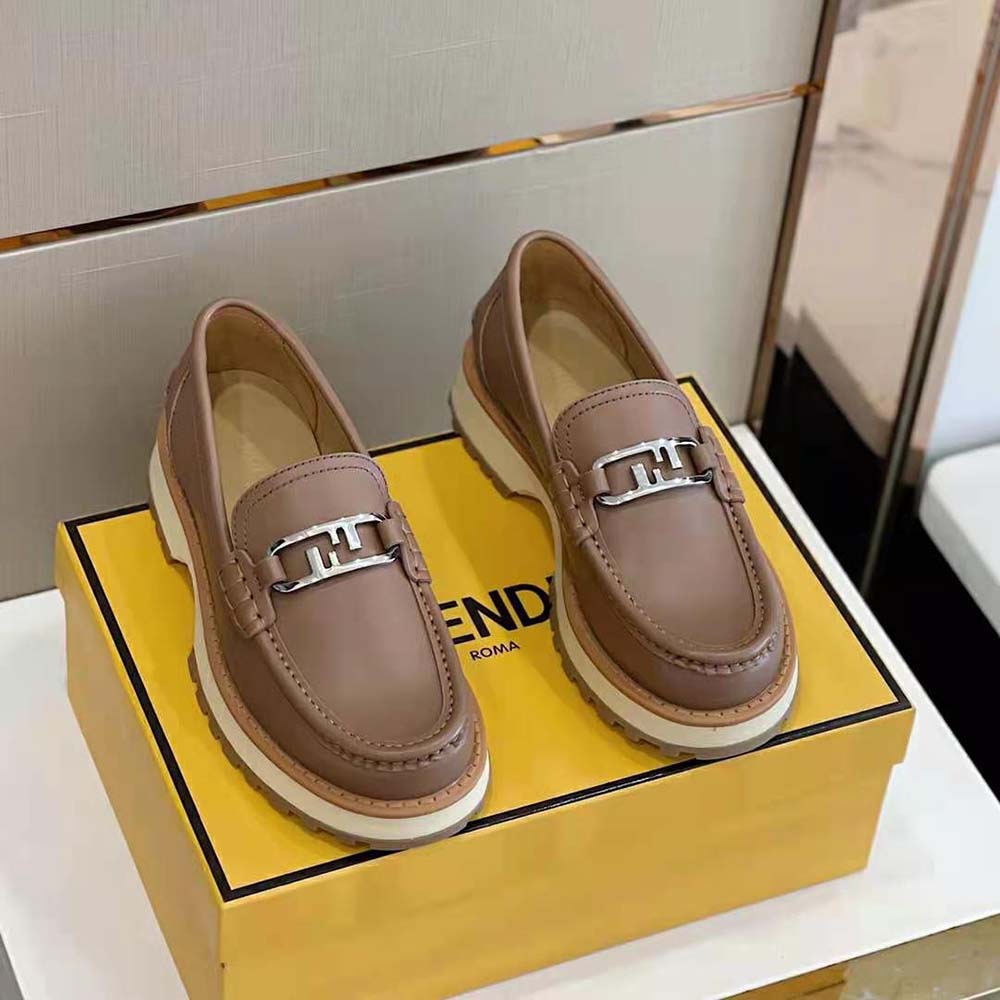 GIÀY Fendi O’Lock Loafers Brown Leather