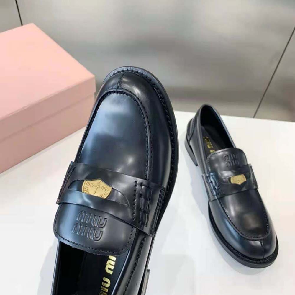 GIÀY Miu Miu Women Brushed Leather Loafers-Black