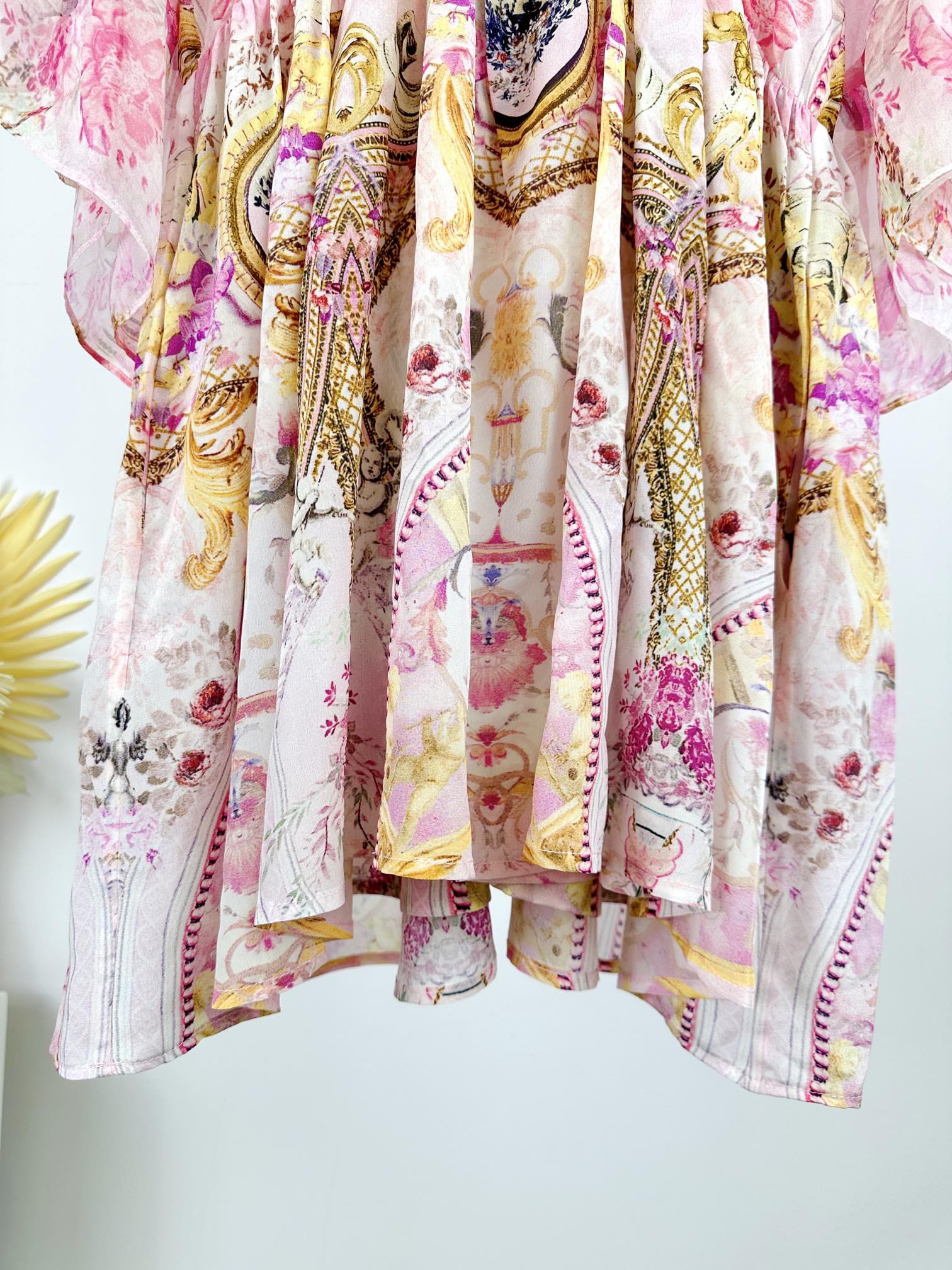 VÁY CAMILLA Silk Embellished V-Neck Midi Dress High Classy