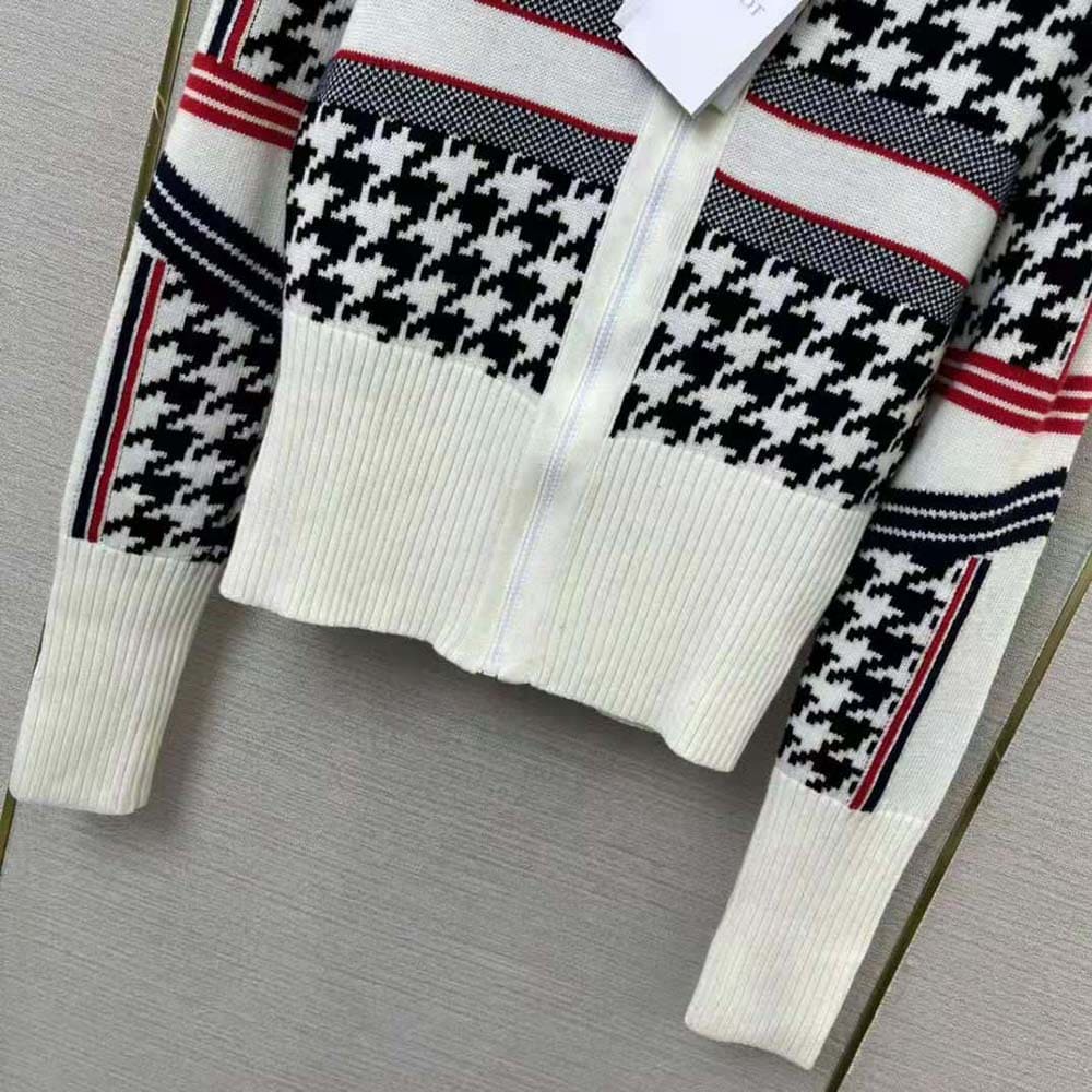 ÁO Dior Women Dioralps Short Cardigan Black and White Houndstooth Wool and Cashmere Knit with Three-Tone Dior Star