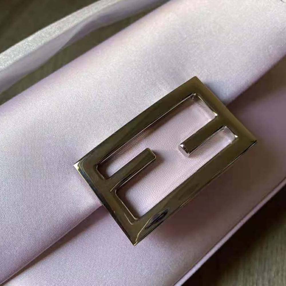 TÚI Fendi Women Baguette Phone Pouch Lilac Silk Pouch