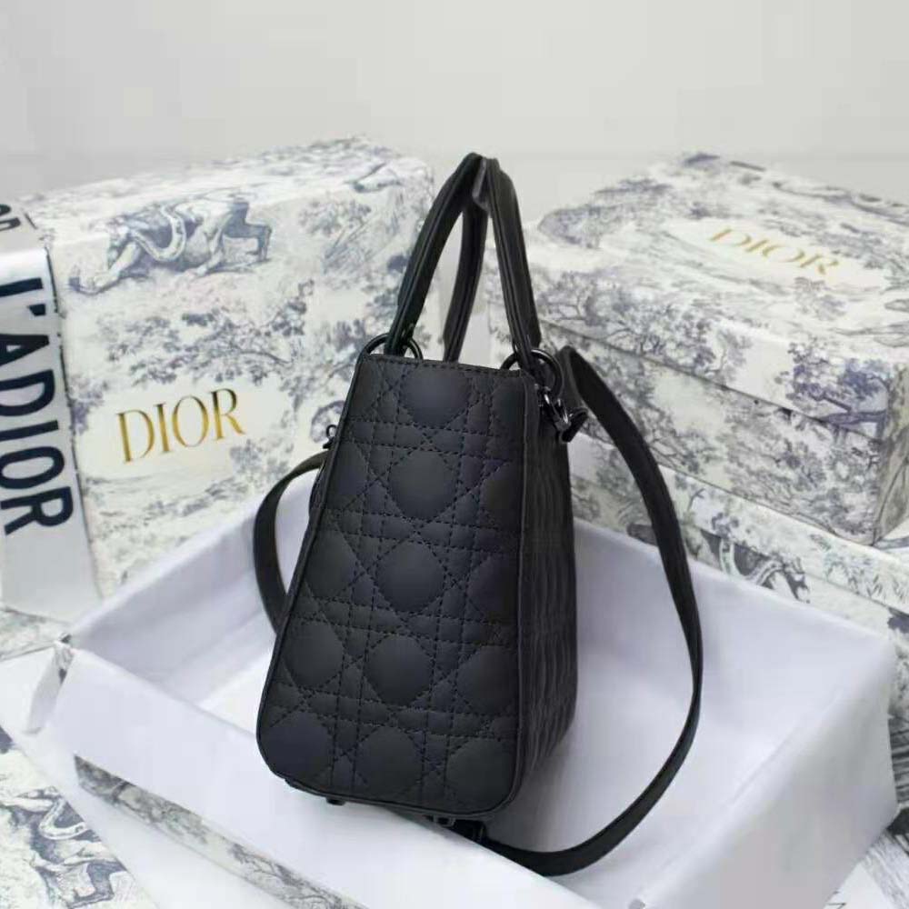 TÚI Dior Women Medium Lady Dior Bag Black Ultramatte Cannage Calfskin