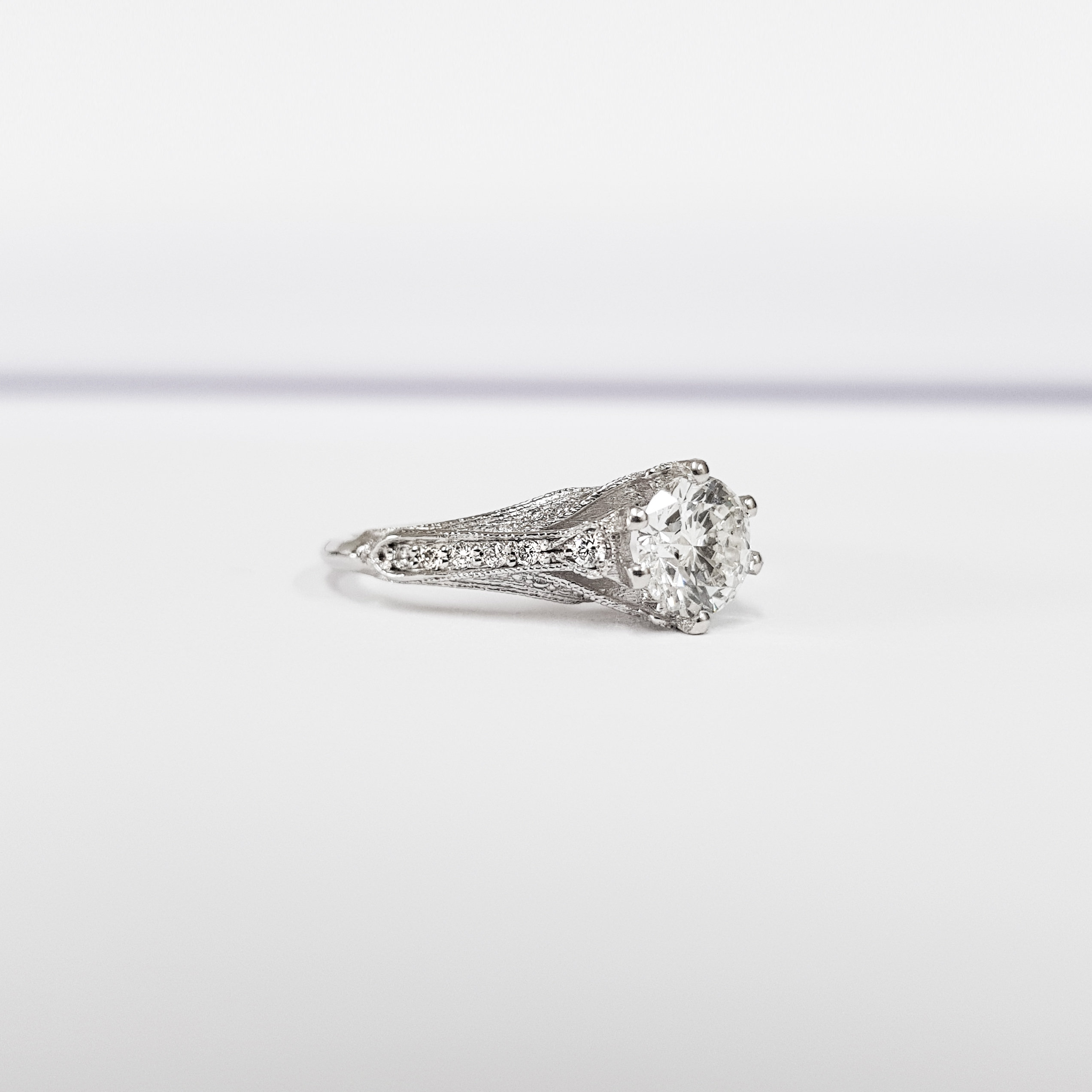 WHITE/ROSE/YELLOW GOLD OR PLATINUM ENGAGEMENT RING