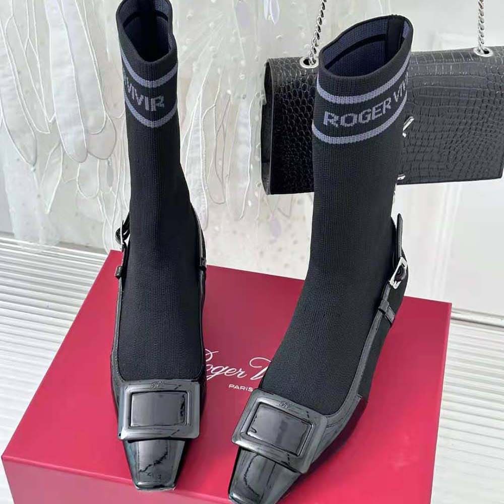 GIÀY Roger Vivier Women Belle Vivier Sock Lacquered Buckle Ankle Boots in Patent Leather-Black