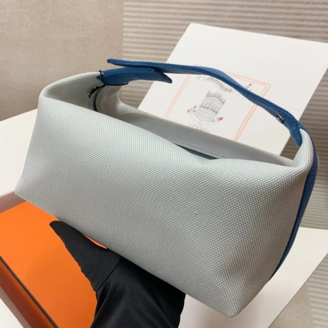 TÚI HERMES TROUSSE DE TOILETTE BRIDE A BRAC PM HORSE A CHILD