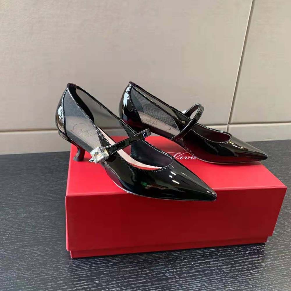 GIÀY Roger Vivier Women Virgule Babies Pumps in Patent Leather-Black