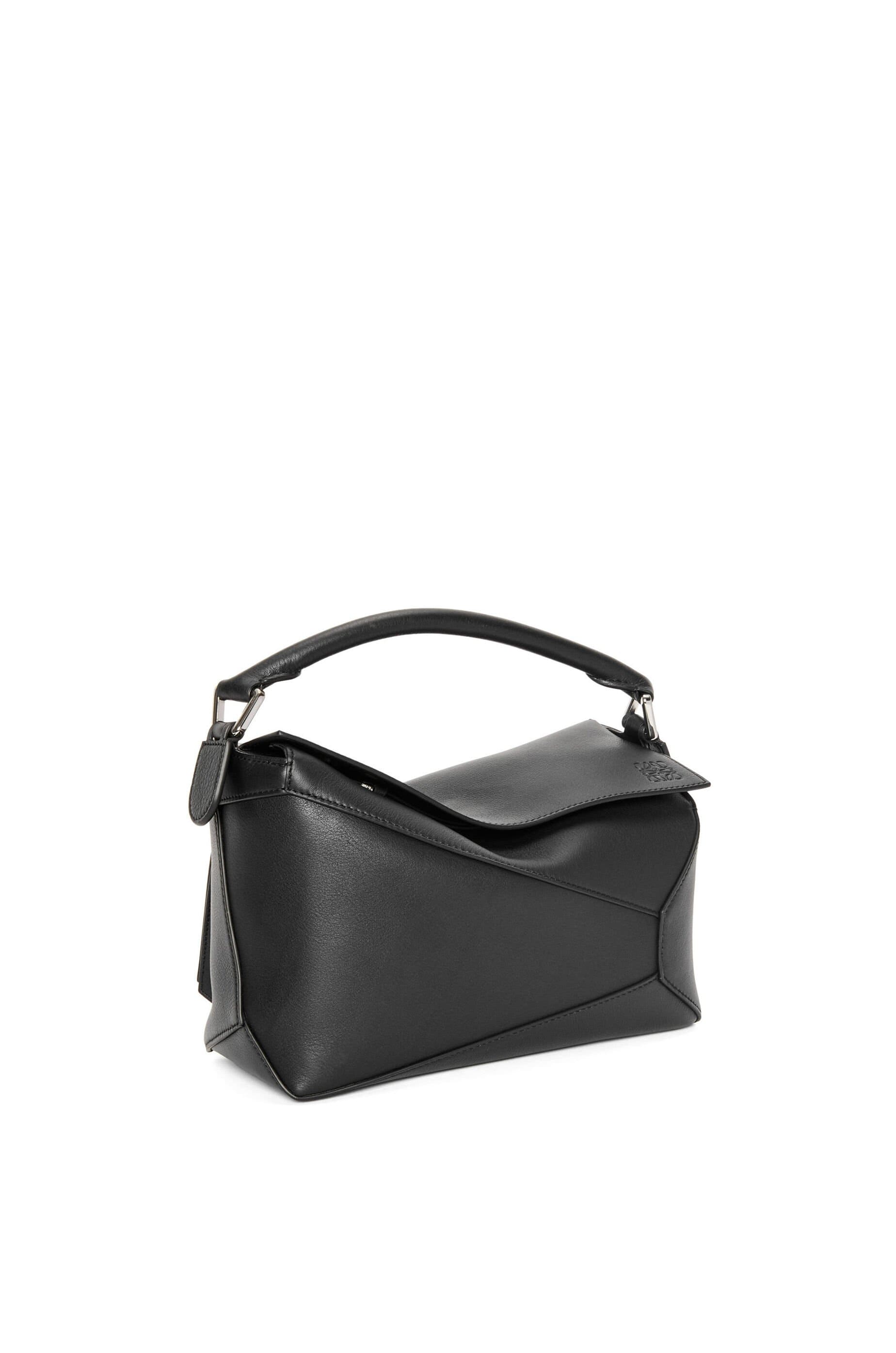 Túi LOEWE Small Puzzle bag in classic calfskin black