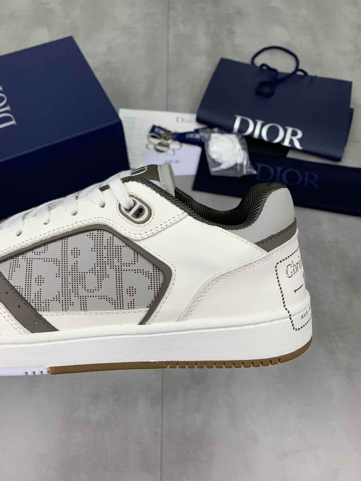 GIÀY CHRISTIAN DIOR LEATHER SNEAKER SHOES AAA