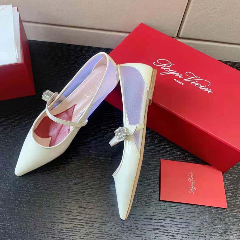 GIÀY Roger Vivier Women Babies Ballerinas in Patent Leather-White