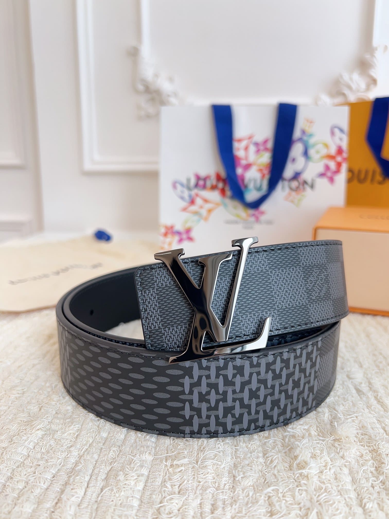 DÂY LƯNG LOUIS VUITTON BLACK MONOGRAM LEATHER Khóa bóng mờ