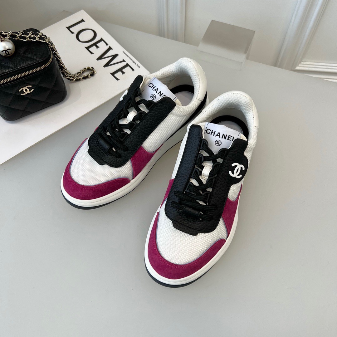 GIÀY CHANEL CC LOGO SNEAKER SHOES
