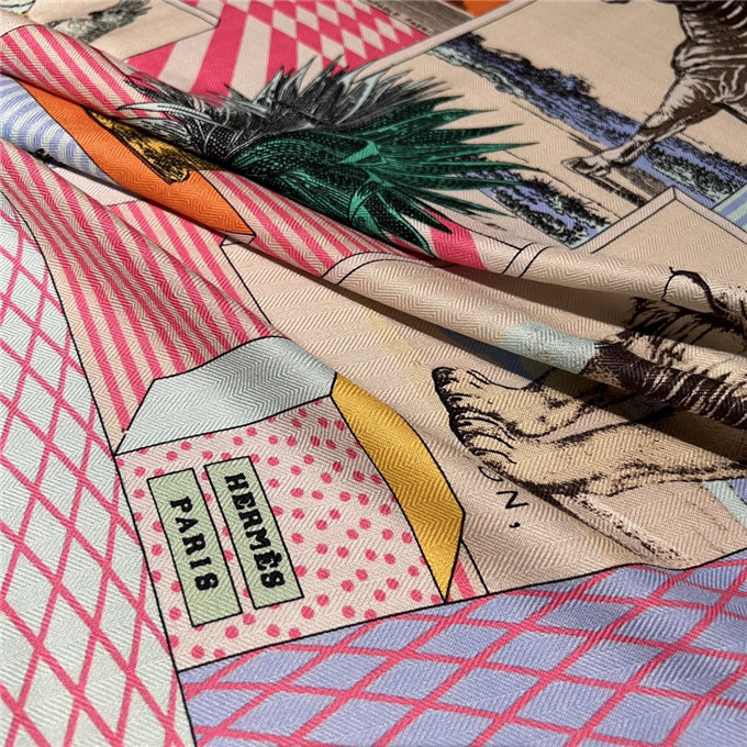 KHĂN Hermes Grand Theatre Nouveau Wool Blend scarf