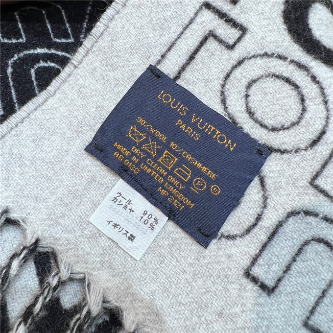 KHĂN Louis Vuitton LV Have you a nice Louis Vuitton scarf unisex