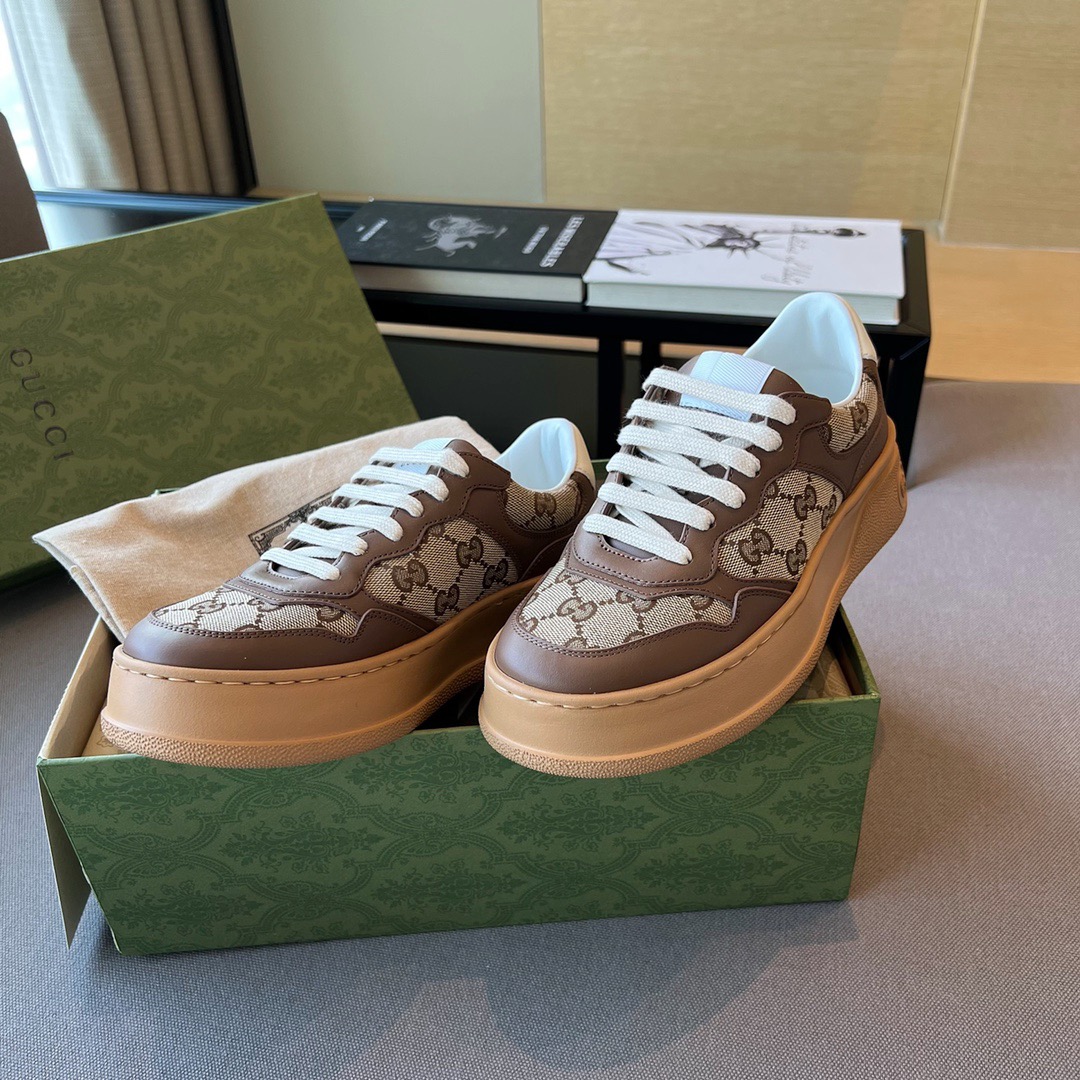 GIÀY GUCCI GG LEATHER  LOGO LOAFER SHOES