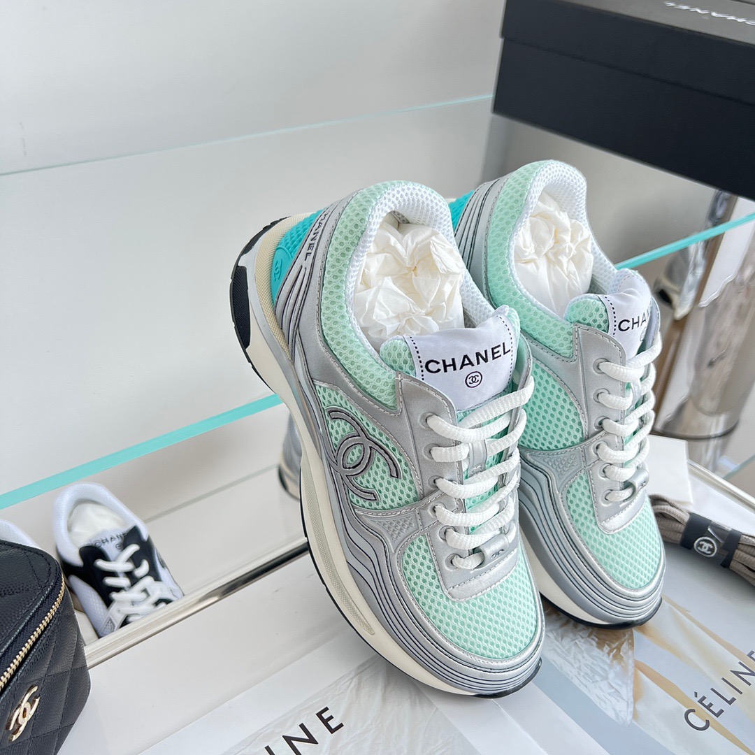 GIÀY CHANEL CC LOGO SNEAKER SHOES