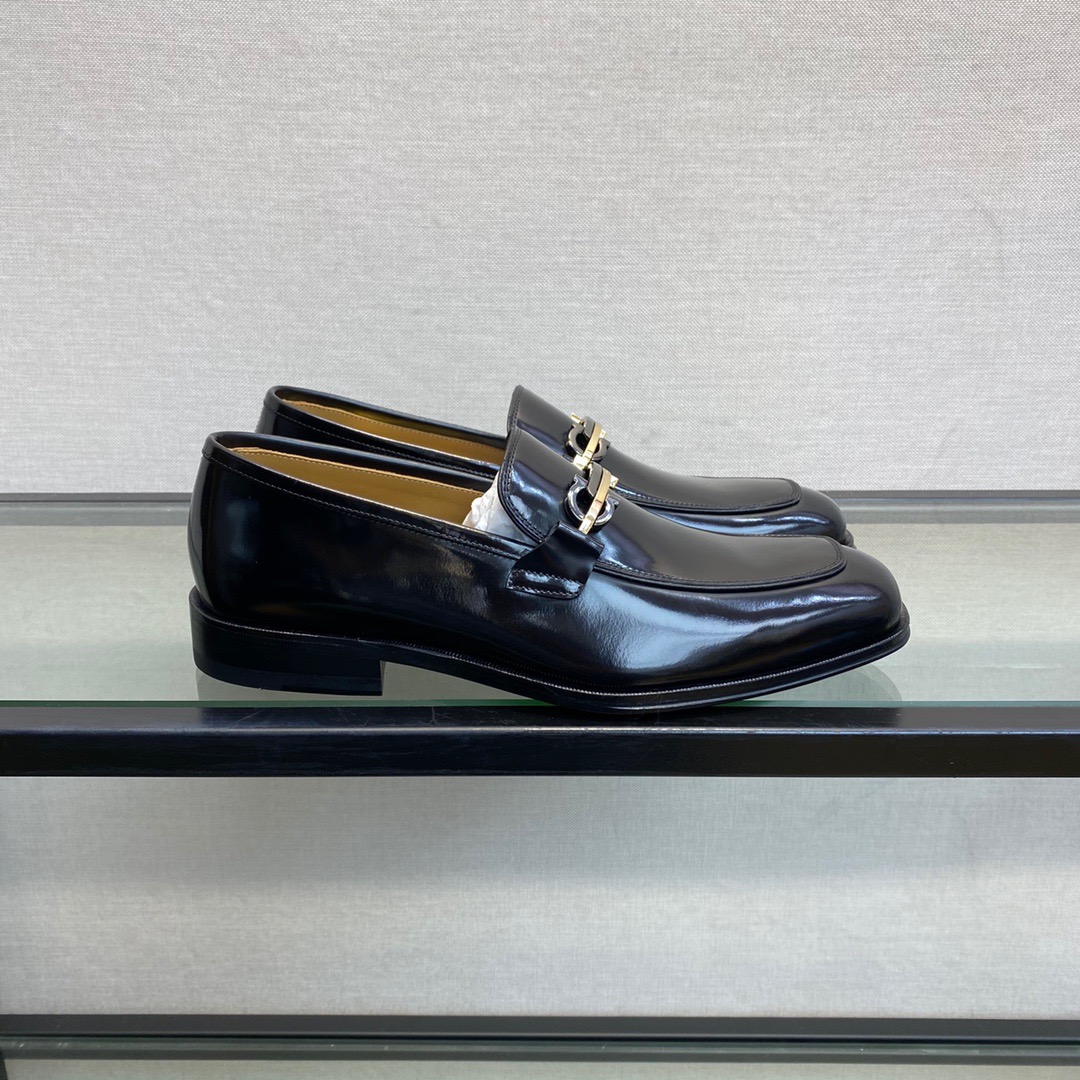 GIÀY SALVATORE FERRAGAMO LOAFER SHOES