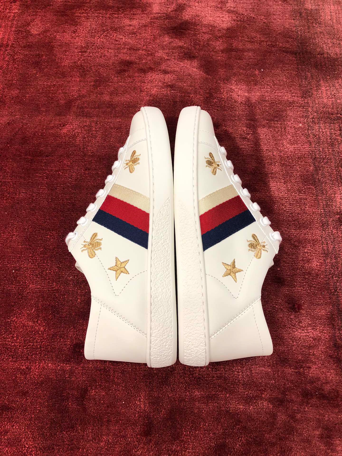 GIÀY GUCCI Leather Ace Sneakers Star and Bee White