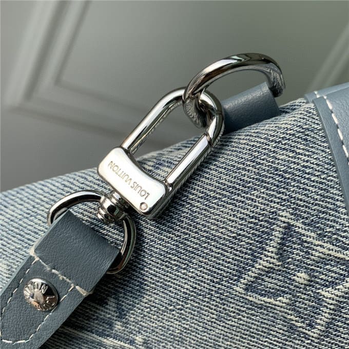 Túi LOUIS VUITTON pochette to-go bag unisex