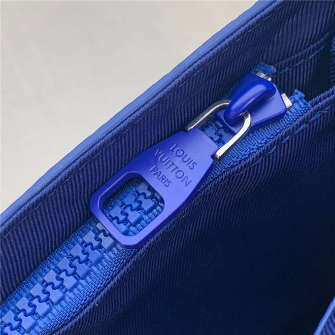 Túi LOUIS VUITTON s lock a4 pouch bag