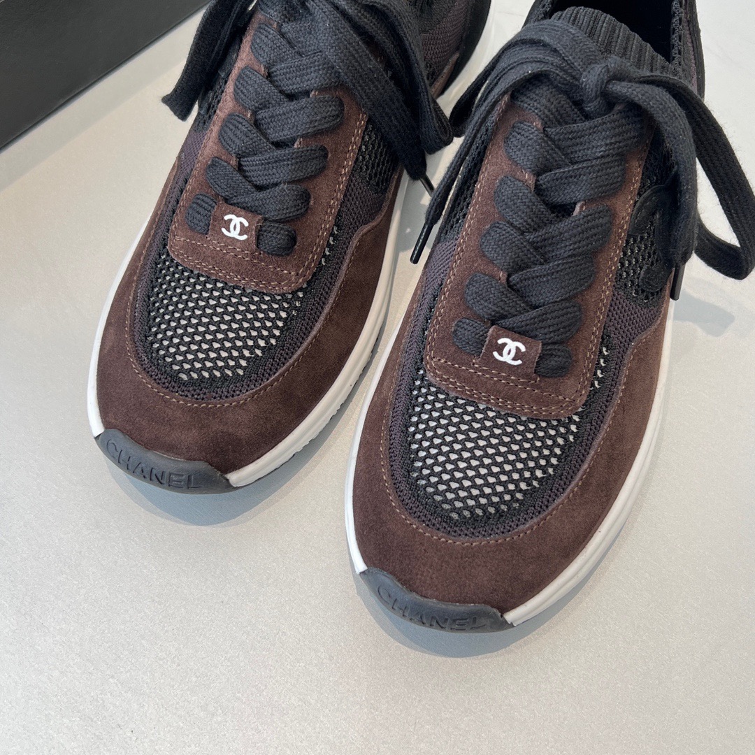GIÀY CHANEL CC LOGO SNEAKER SHOES