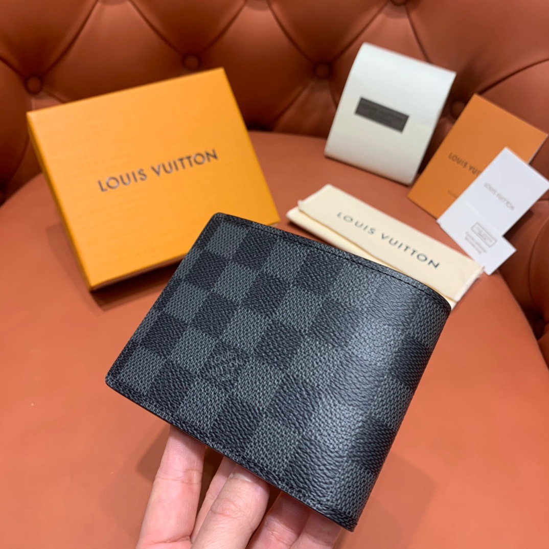 VÍ LOUIS VUITTON MONOGRAM WALLET