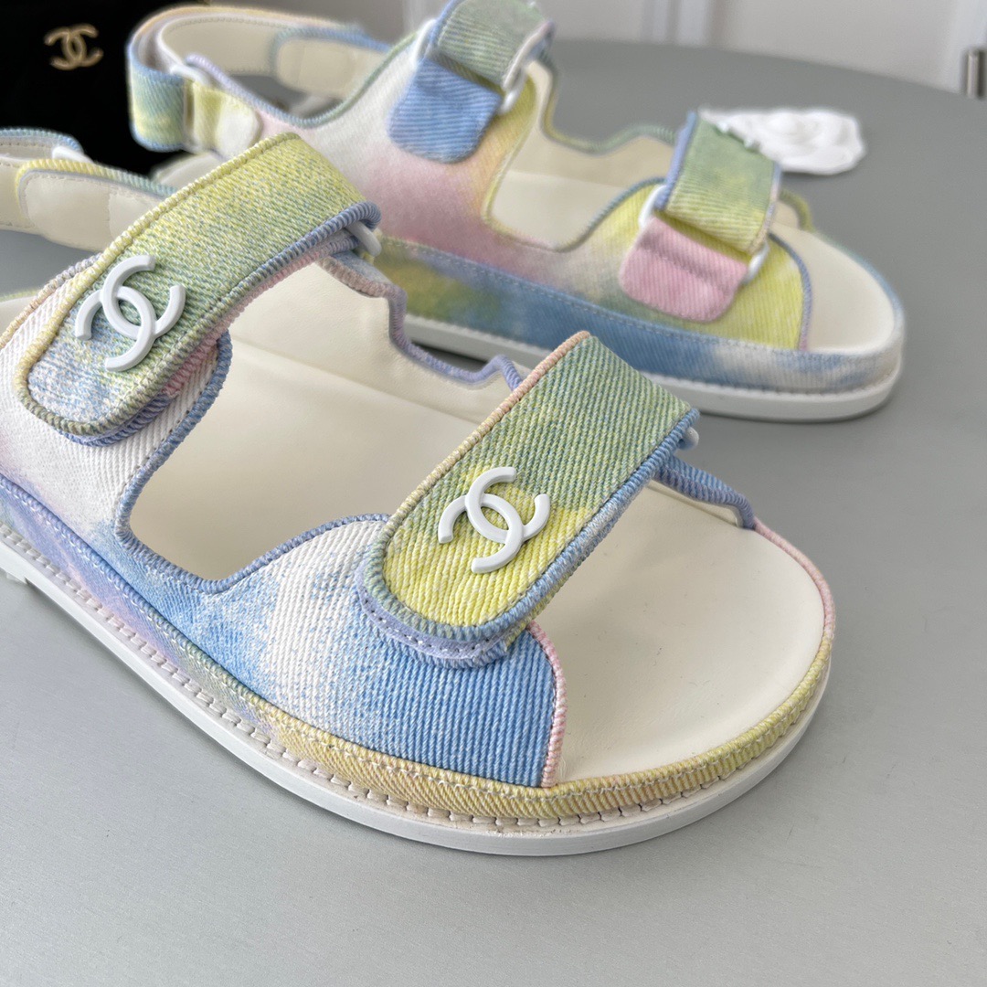 GIÀY CHANEL CC LOGO SANDALS
