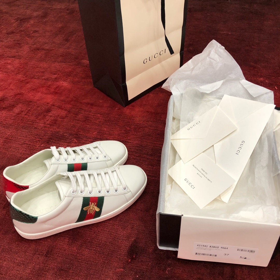 GIÀY GUCCI Leather Embroidered Ace Sneakers