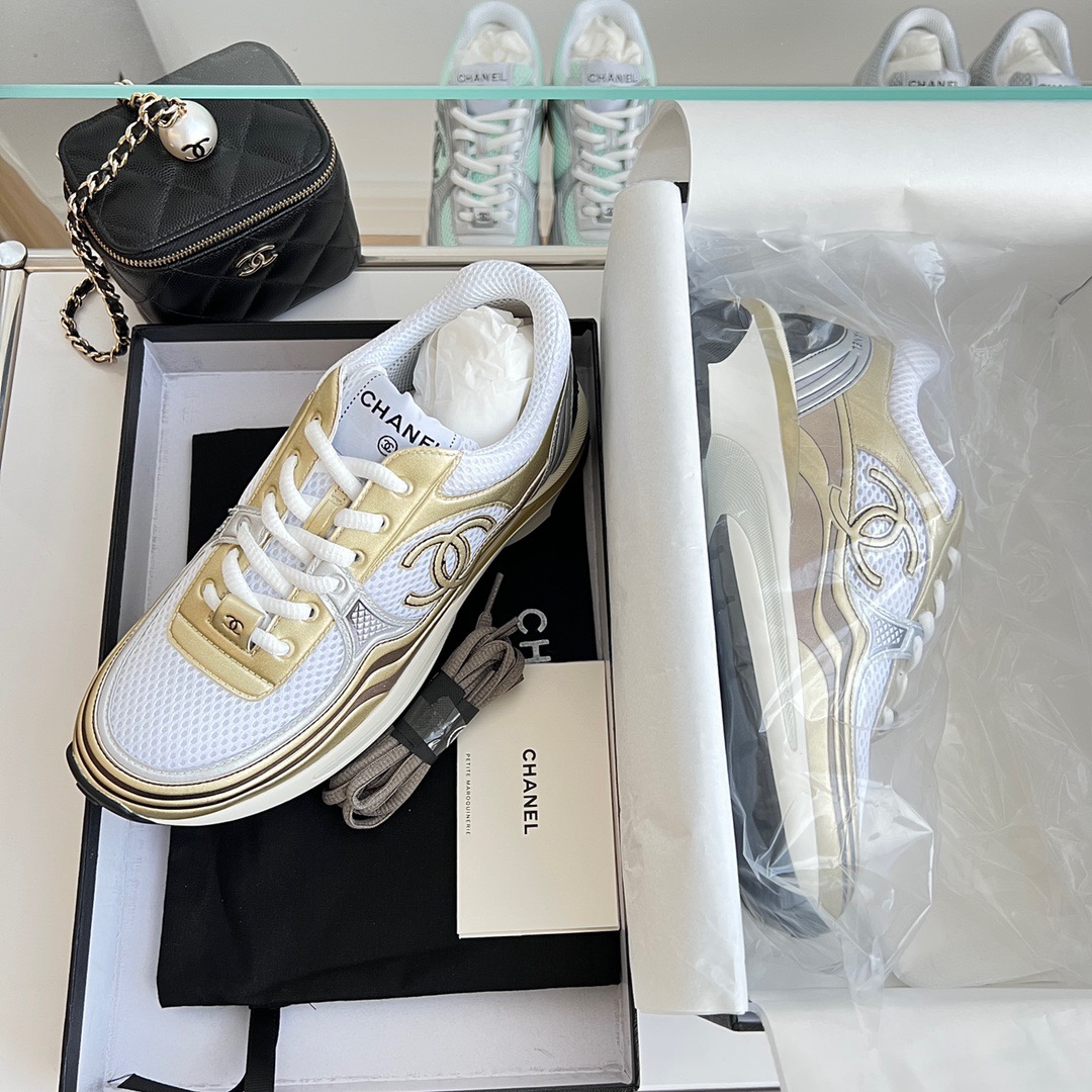 GIÀY CHANEL CC LOGO SNEAKER SHOES