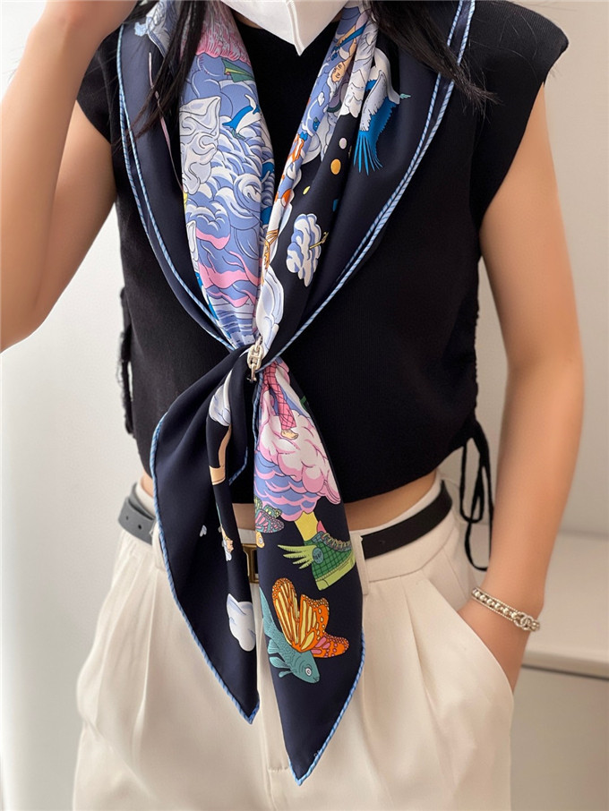 KHĂN Hermes Le Horse Silk scarf