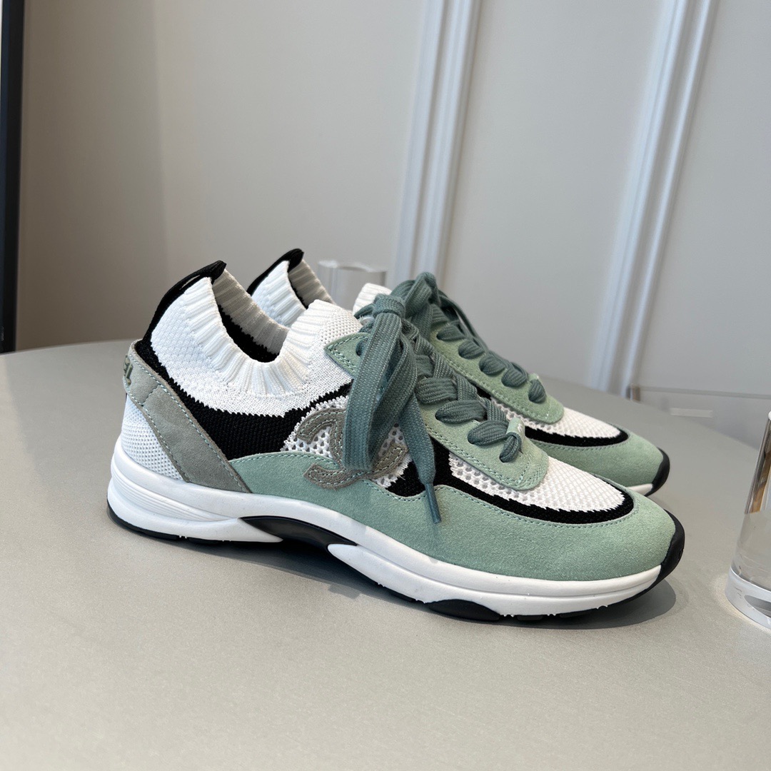 GIÀY CHANEL CC LOGO SNEAKERS shoes