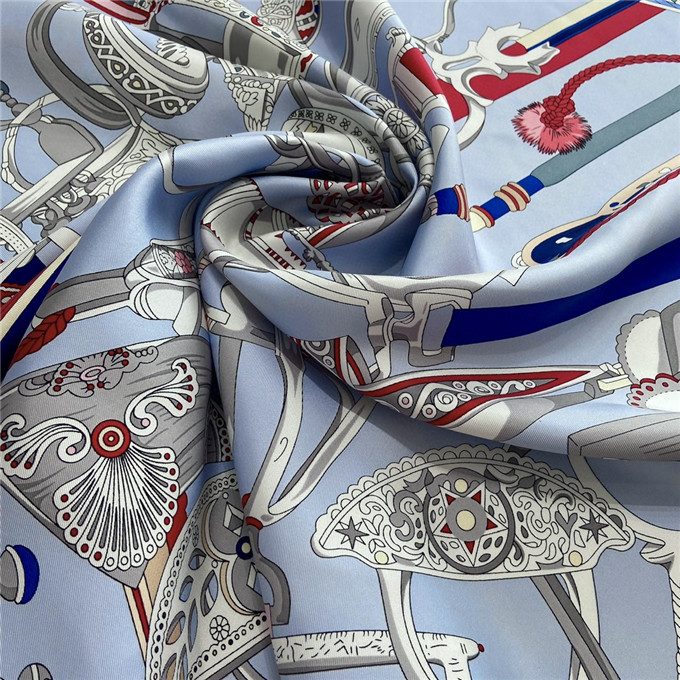 KHĂN Hermes Silk scarf