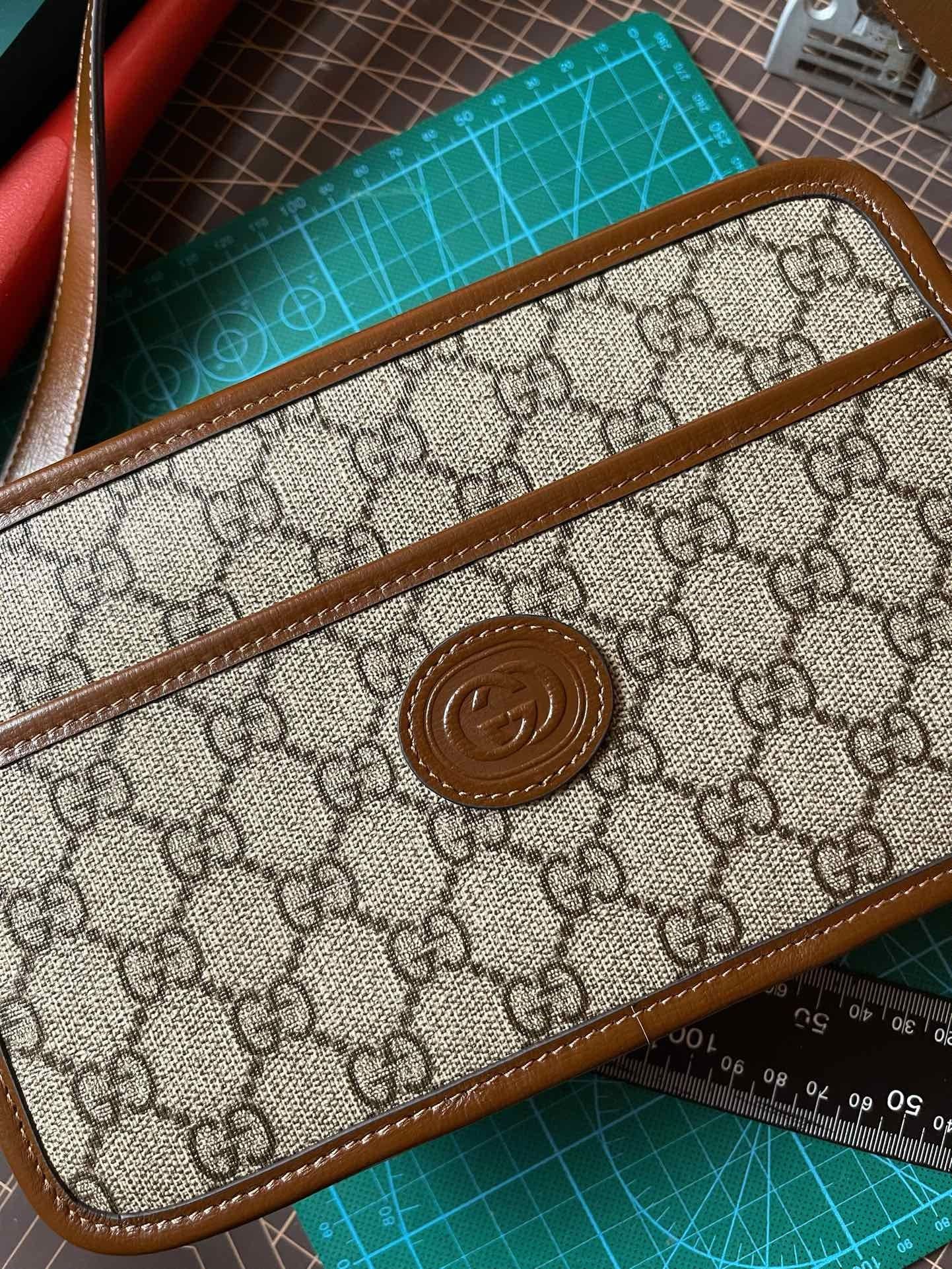 TÚI Gucci GG Interlocking Camera bag unisex Top Quality