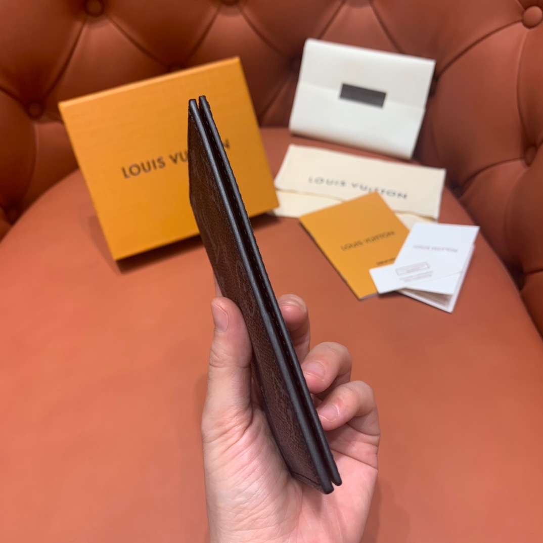 VÍ LOUIS VUITTON MONOGRAM WALLET