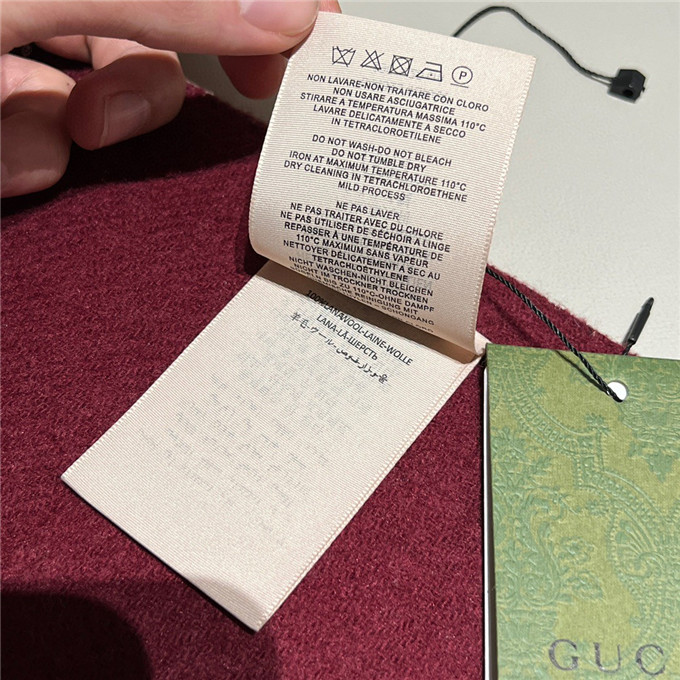 KHĂN Gucci GG Bordeaux scarf
